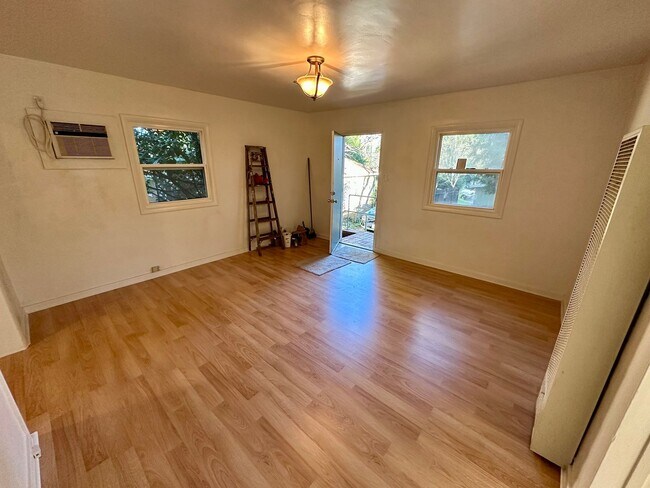 Foto del edificio - Charming 1-bedroom, 1-bathroom