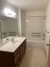 Building Photo - 934-934 Iowa Ave