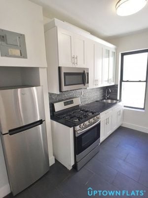 Building Photo - 617 W 135th St