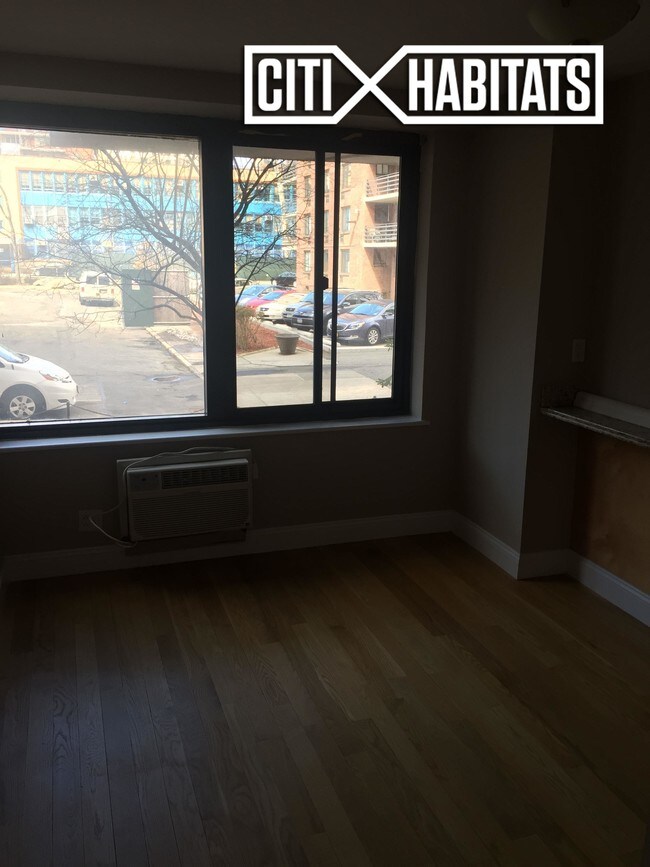 Building Photo - 784 Columbus Ave