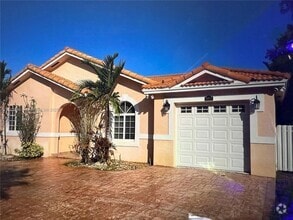 Building Photo - 8915 NW 164th St