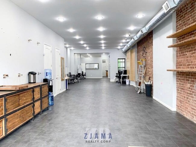 Building Photo - 0 bedroom in Brooklyn NY 11213