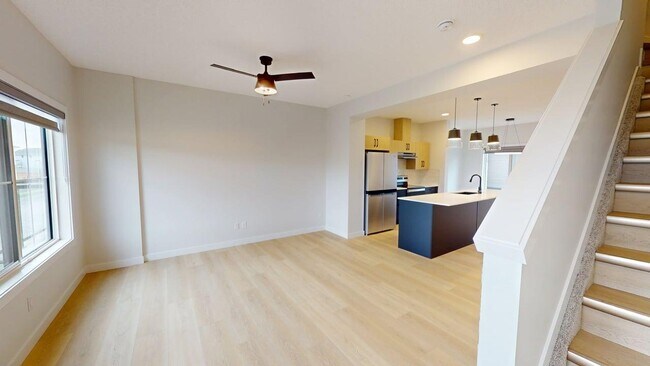 Building Photo - 2610-159 159 St SW