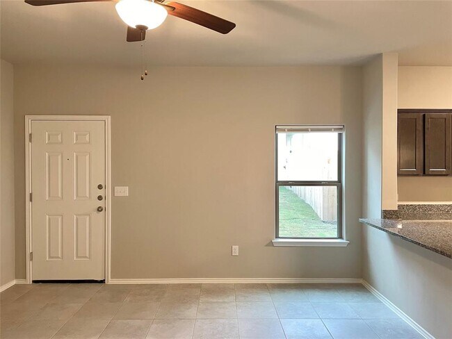 Foto del edificio - 126 Dodge Rd