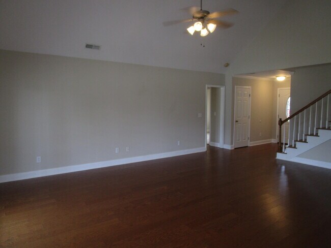 Building Photo - 6620 J J Roberts Dr