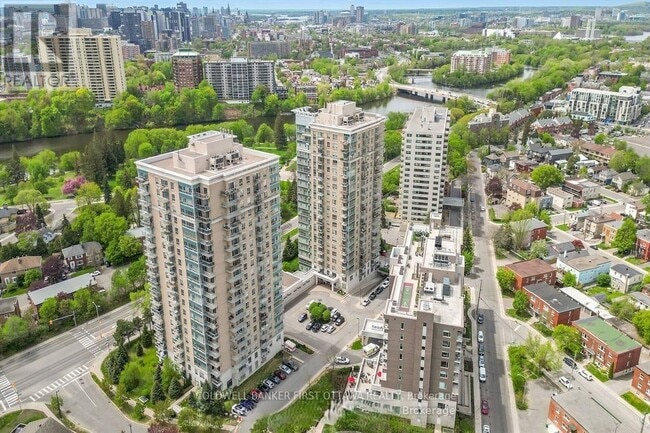 Building Photo - 70 Landry St