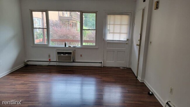 Foto del edificio - 1 br, 1 bath Condo - 55 Gill Lane 5 Unit 5