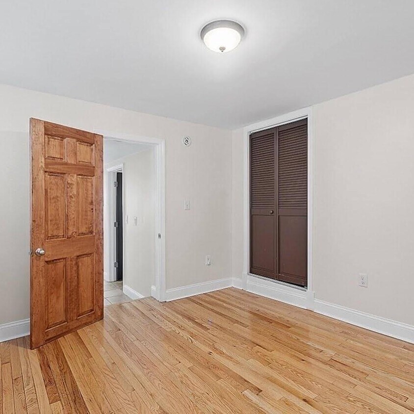 Foto del edificio - 426 Saratoga St