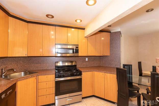 Foto del edificio - 1096 Schmidt Ln