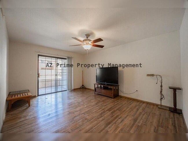 Foto del edificio - 3131 W Cochise Dr