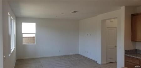 Building Photo - 2812 E Clementine Dr