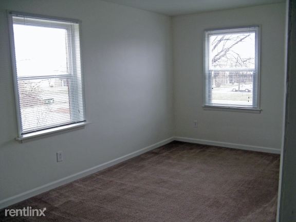 Building Photo - 3080 Southfield Dr