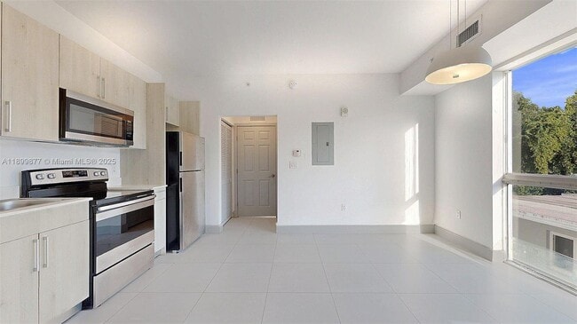 Foto del edificio - 519 SW 5th Ave