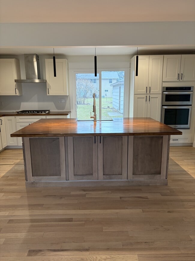 Foto del edificio - 7226 Thomas Ave S