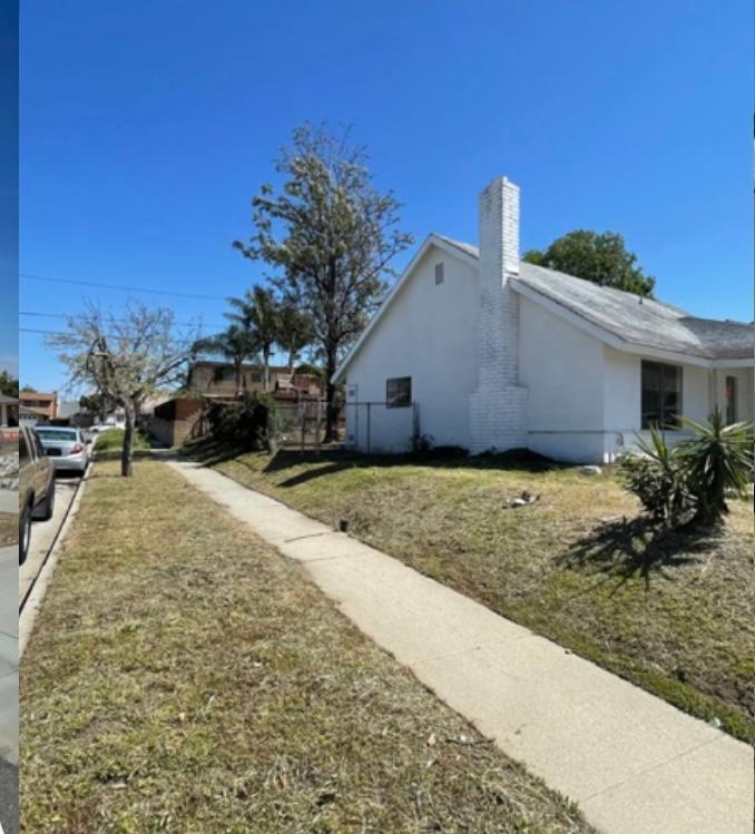 Primary Photo - 1661 Sheridan Cir