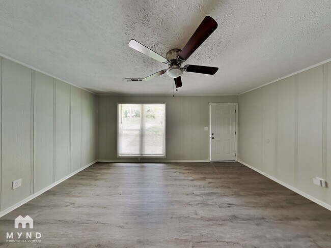 Foto del edificio - 10140 Morris Dr SW
