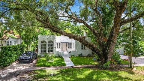 Photo - 633 Alcazar Ave (Coral Gables, FL)