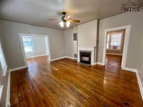 Building Photo - 1109 Harrison St