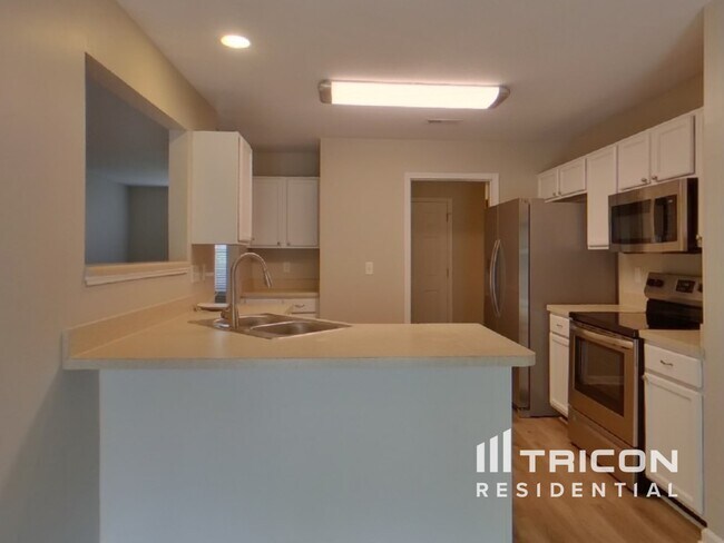Building Photo - 108 Lauren Wood Cir
