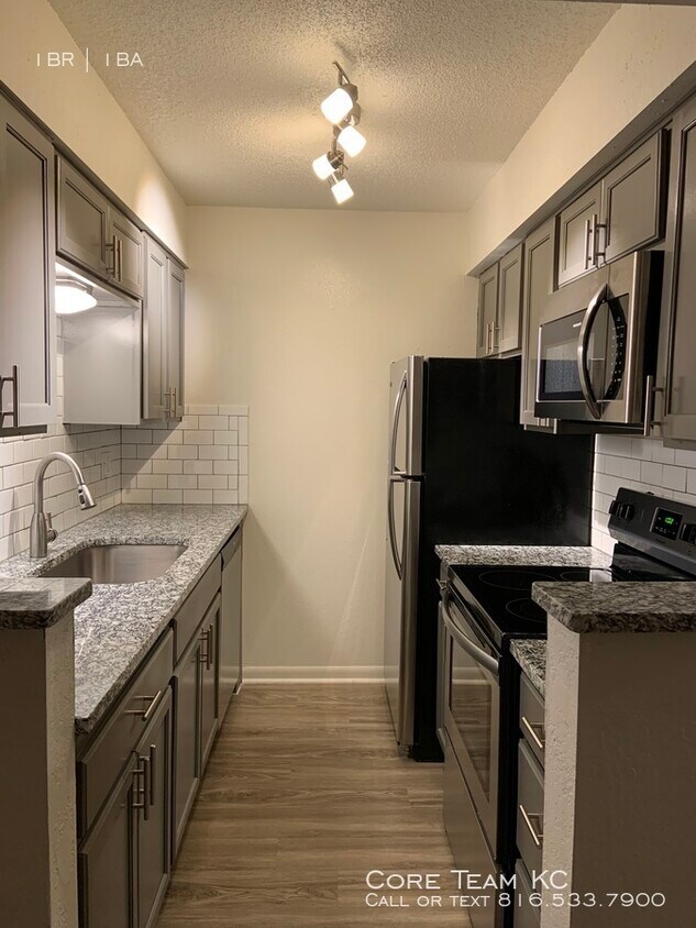 Foto principal - Beautifully Remodeled 1 Bedrooms