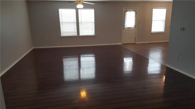 Building Photo - 3512 Autumn Bay Dr