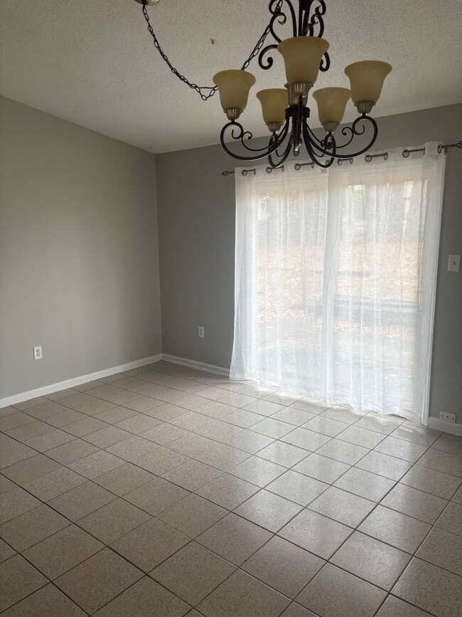 Building Photo - Cozy Ranch-Style Home minutes from I-20, Evans & Fort Eisenhower