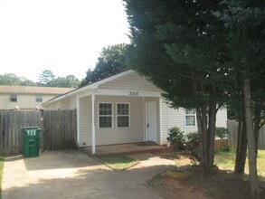 Building Photo - 2315 Deherradora Ave