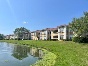 Building Photo - 1050 Villagio Cir