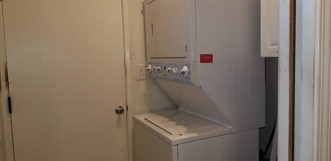 Foto del edificio - 795 Makaala Dr