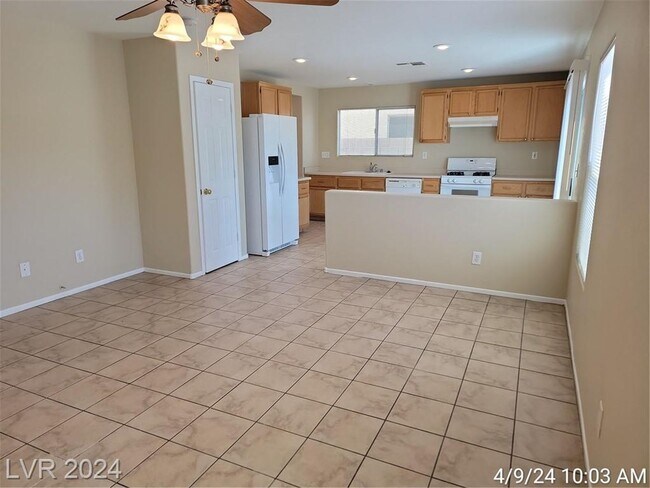 Foto del edificio - CUTE SUNRISE MANOR 3 BED 1.5 BATH HOME!