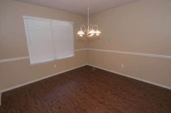 Building Photo - 2802 Plymouth Colony Dr