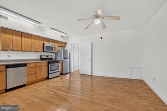 Building Photo - 4307 Locust St