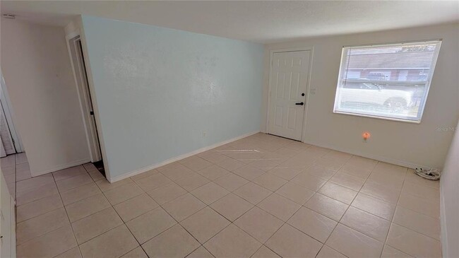 Building Photo - 11301 110th Terrace