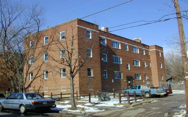 Primary Photo - 40 Chesapeake St SE
