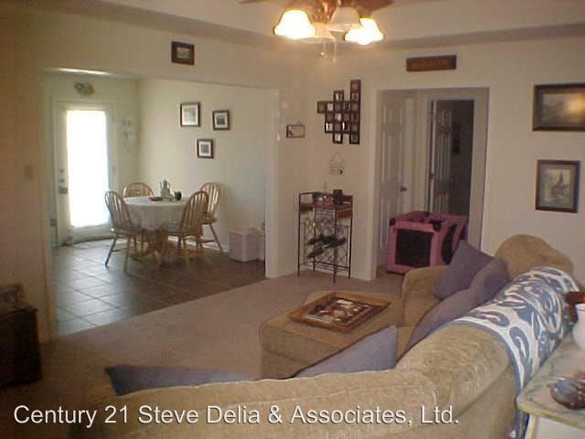Building Photo - 3 br, 2 bath House - 1802 Maplewood Dr.