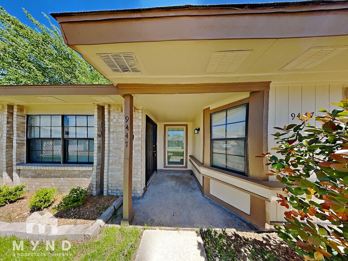 Foto principal - 9447 Culberson St