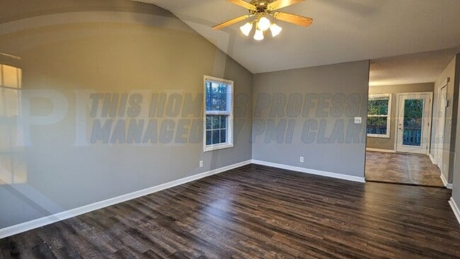 Building Photo - 1352 Chucker Dr