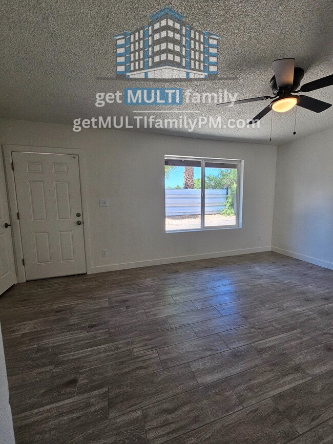 Building Photo - 2535 W Missouri Ave