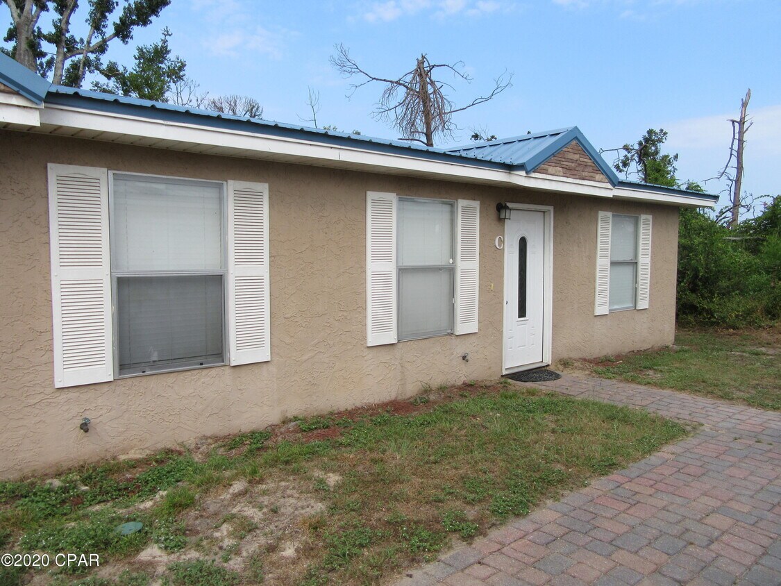 Primary Photo - 1104 W 19th Ct