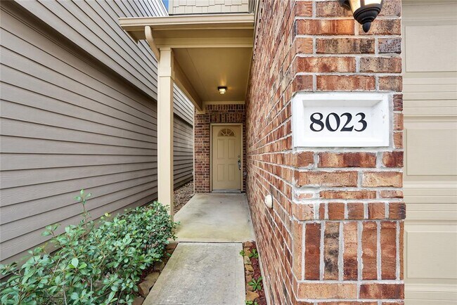 Photo - 8023 Villa Lago Ln Apartment