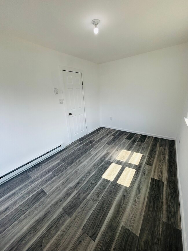 Foto del edificio - 1165 McBride Ave