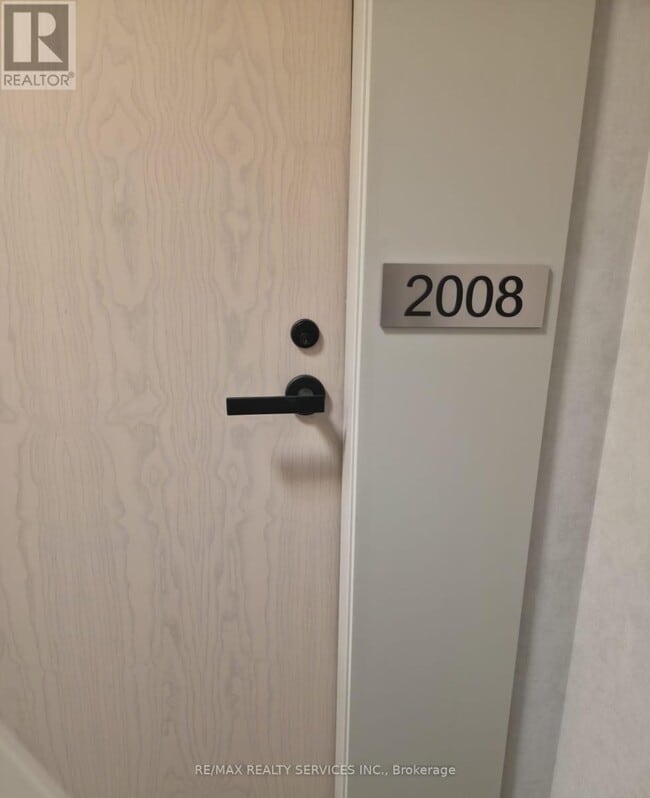 Photo du bâtiment - 8 Interchange Wy