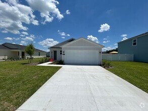 Building Photo - 3098 NE 38th Ln