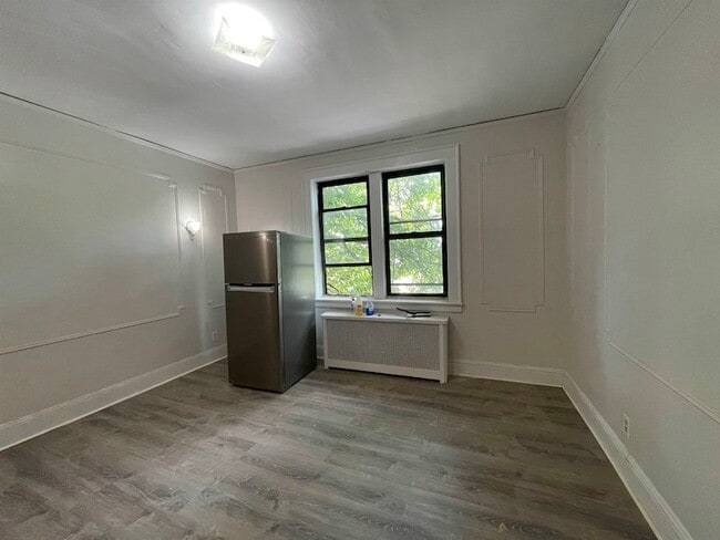 Building Photo - 1 Noll Pl