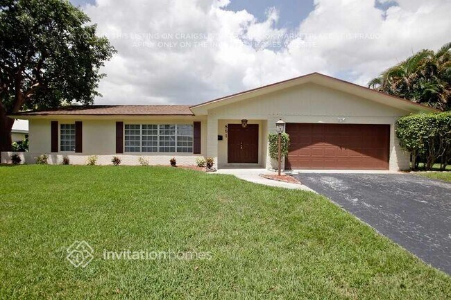 Building Photo - 861 NW 72nd Ave