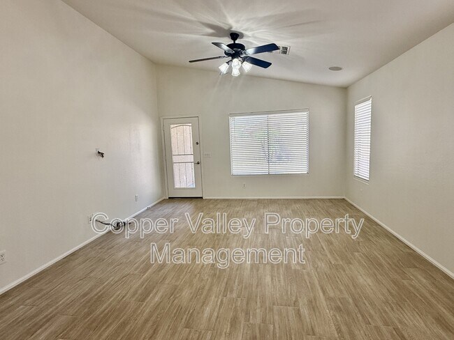 Foto del edificio - 2326 W Gambit Trail