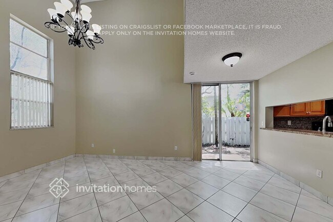 Foto del edificio - 831 NW 98th Ave