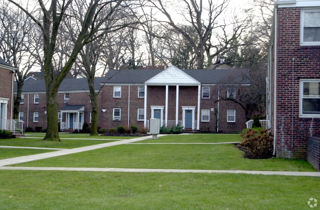 Foto del edificio - Greylock Apartments