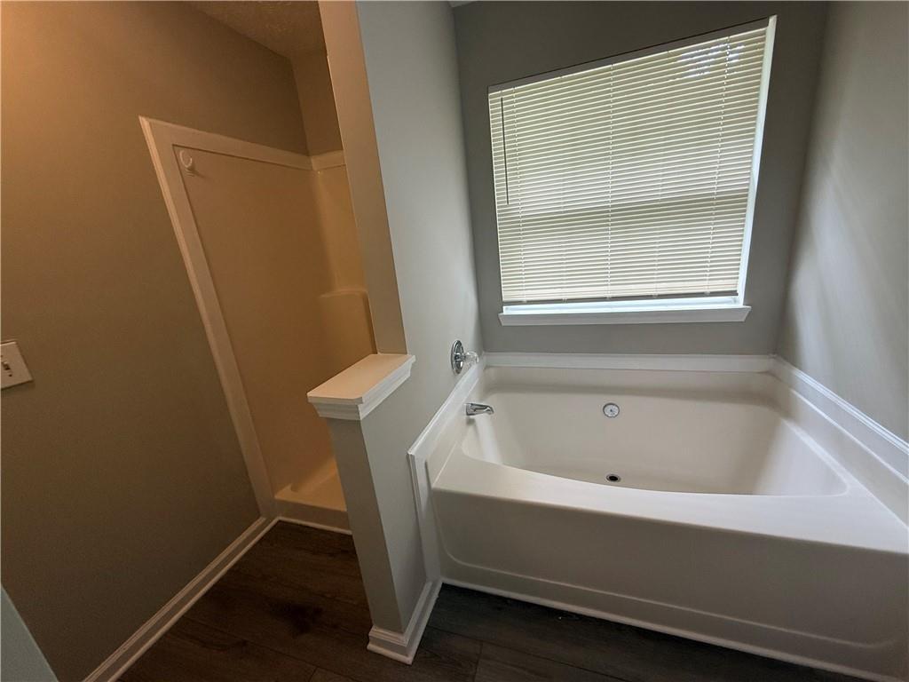 Primary Photo - 980 Melrose Park Pl NW