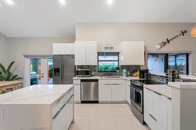 Foto del edificio - 231 SE 8th St